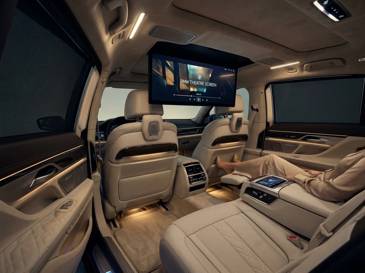 BMW 7er Reihe Interior Cabin Lounge